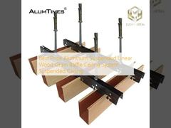 Meilleur prix Système de plafond suspendu à déflecteurs linéaires en aluminium à grain de bois, plafond suspendu